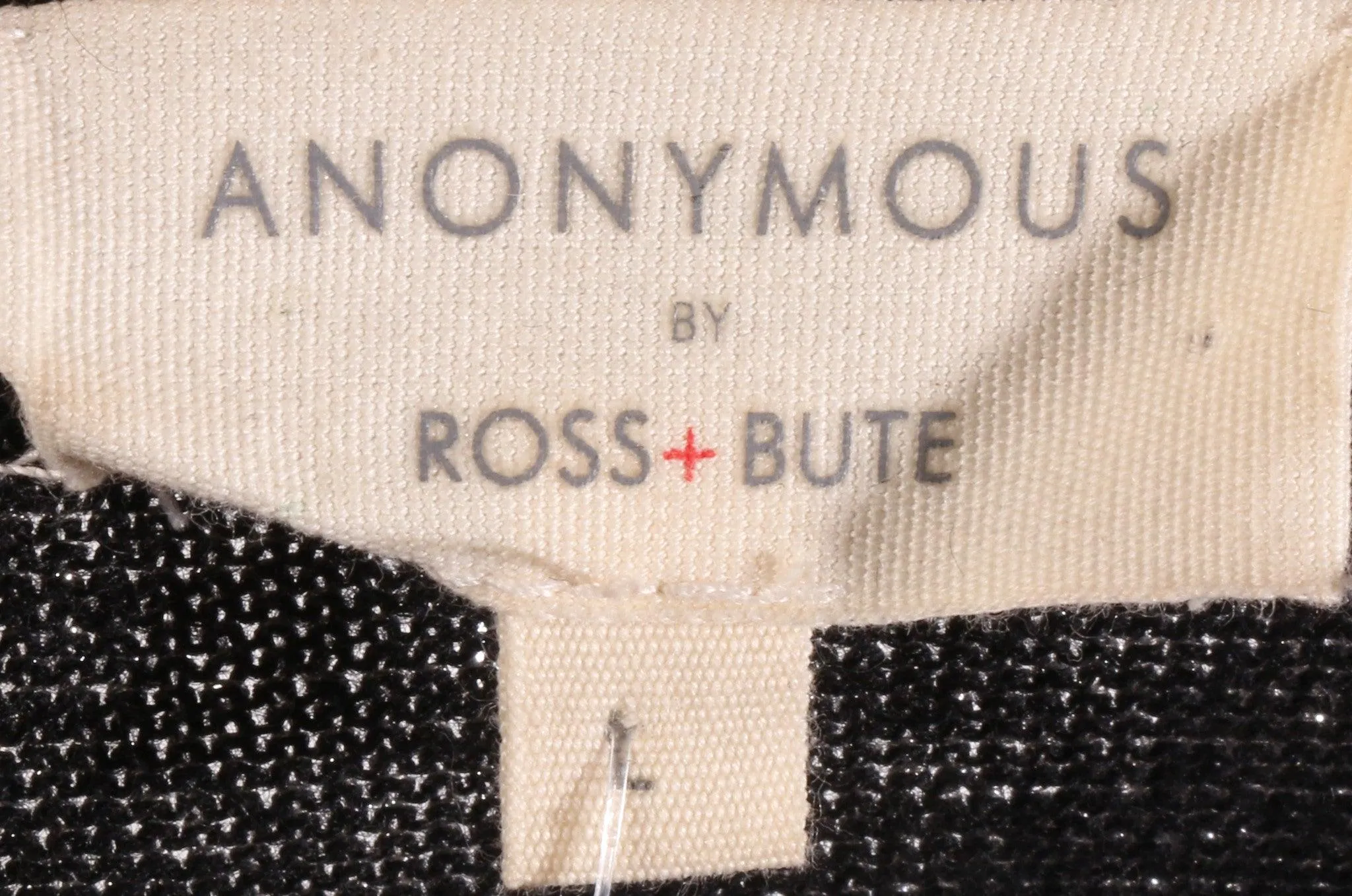 Anonymous by Ross And Bute Jersey Size Large