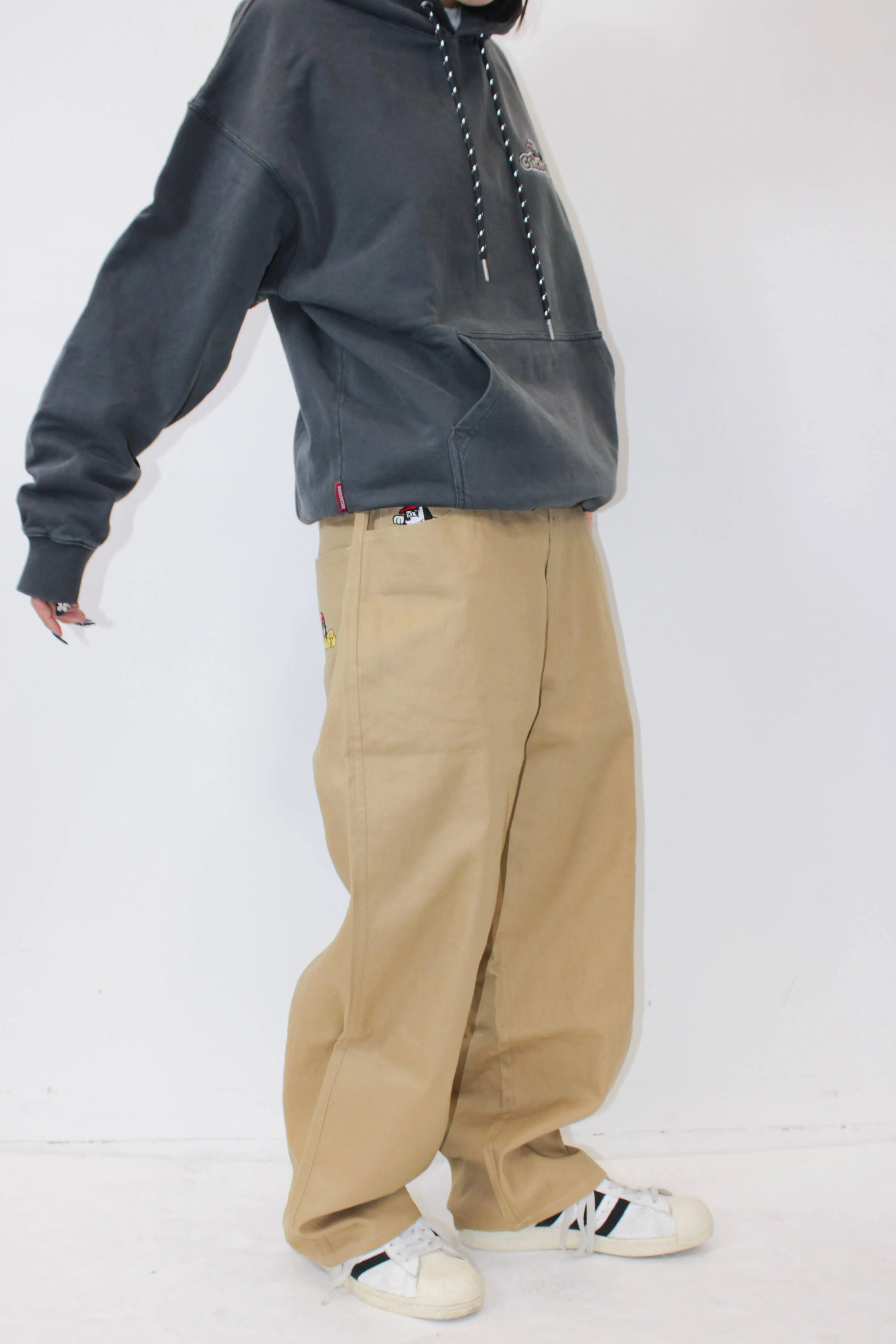 baggy chino pants