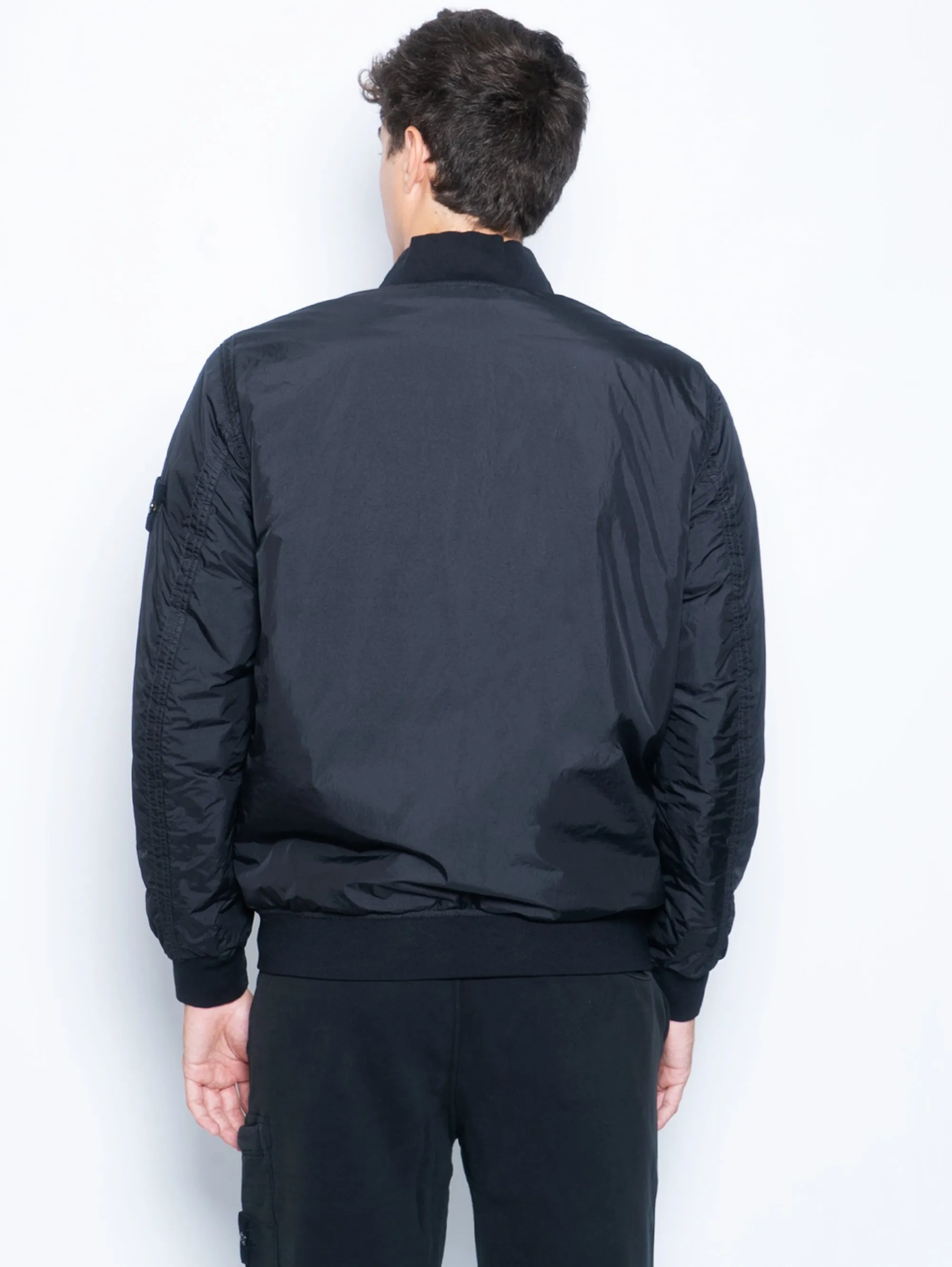 Bomber in Nylon Crinkle Reps e Primaloft Nero