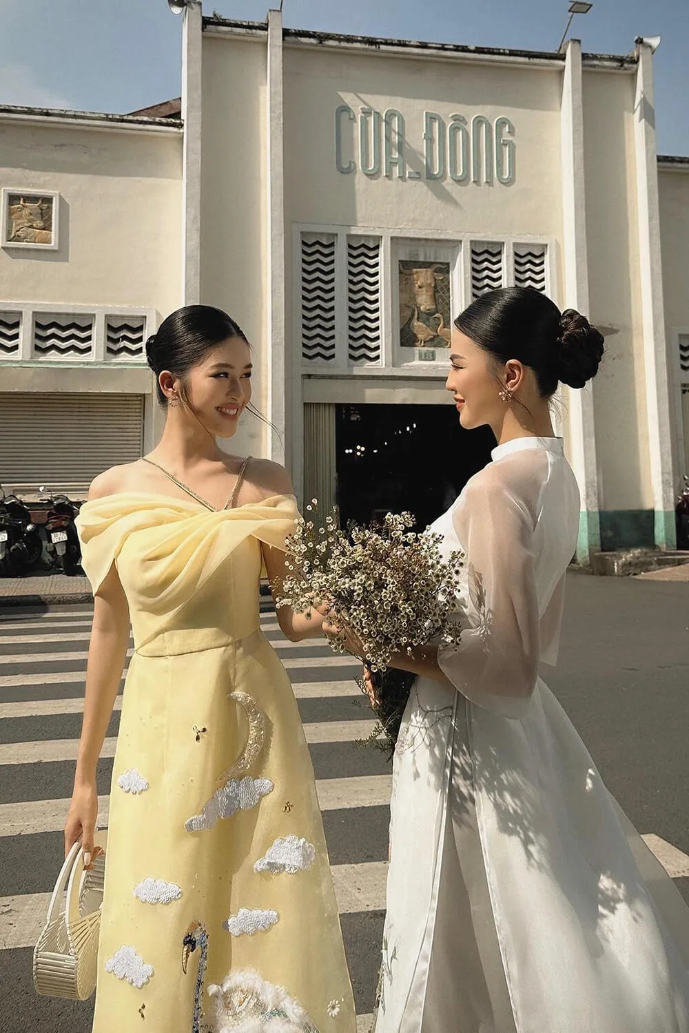 Cora White Peacock Ao Dai