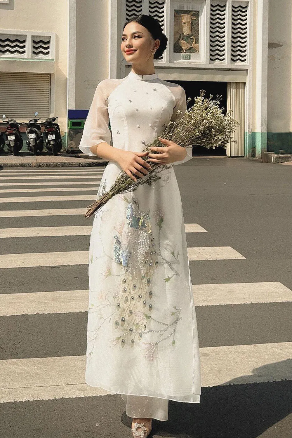 Cora White Peacock Ao Dai