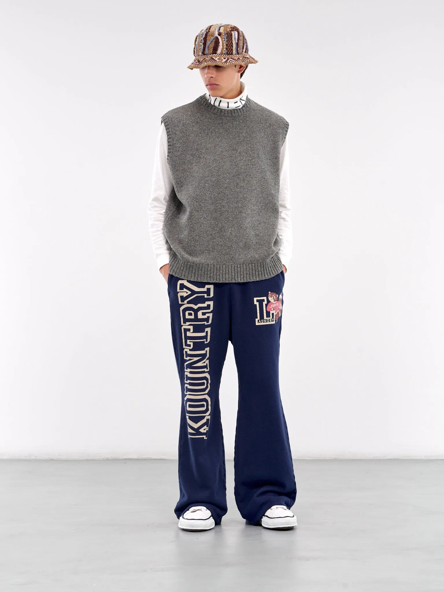 Kountry Flared Sweatpants (EK-1686LP-NAVY)