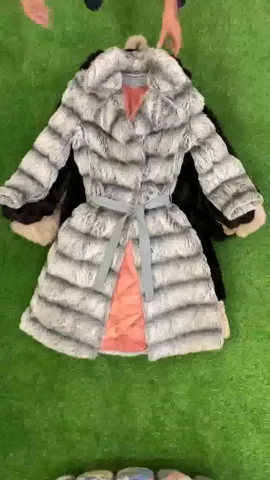 Long Fur Coat (DR-065)