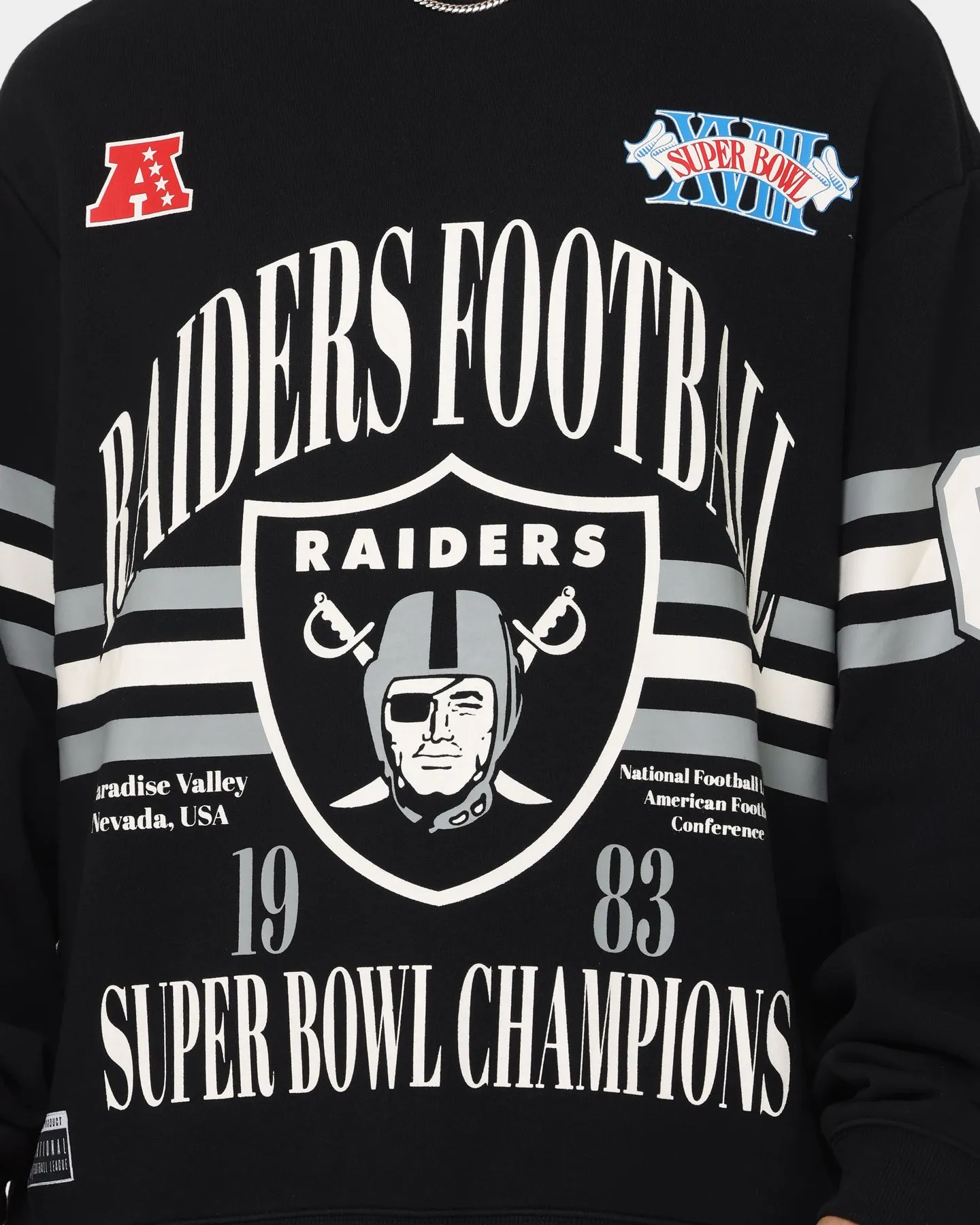 Majestic Athletic Las Vegas Raiders Champion Arch Stripe Crewneck Faded Black