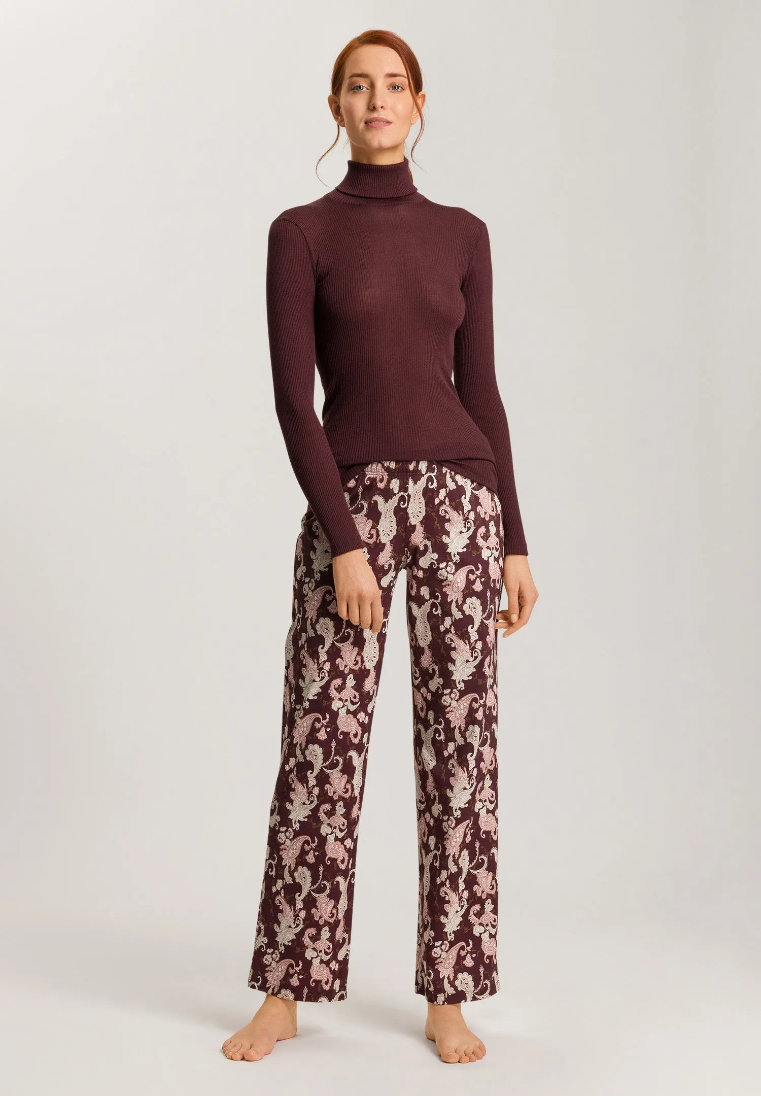 Maria Turtleneck Top | Deep Maroon 70901-2483