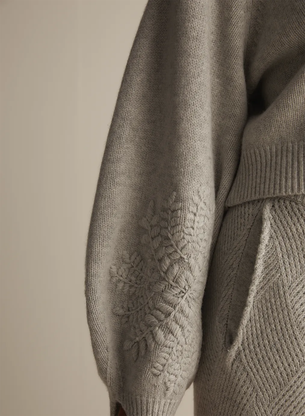 Natasha Wool Embroidery Knit | Grey Marle