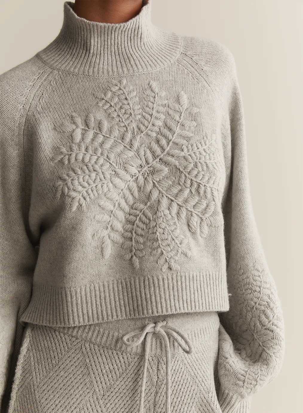 Natasha Wool Embroidery Knit | Grey Marle