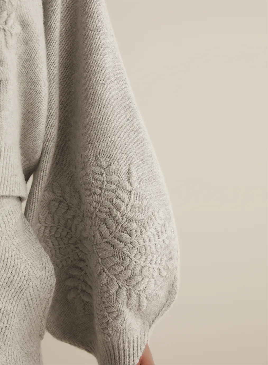 Natasha Wool Embroidery Knit | Grey Marle