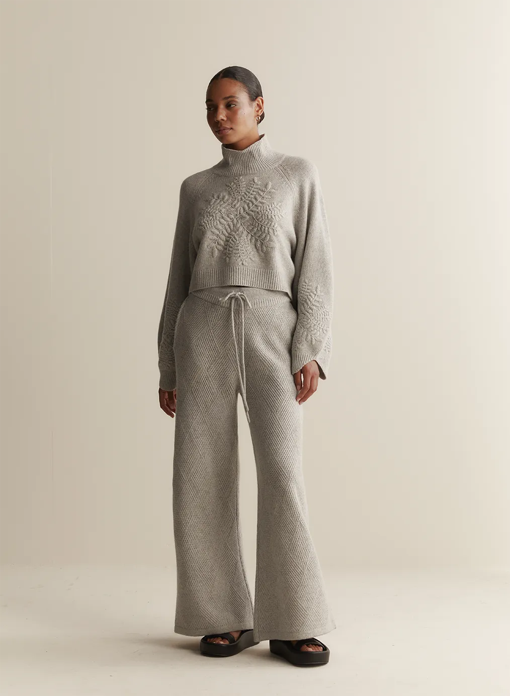 Natasha Wool Embroidery Knit | Grey Marle