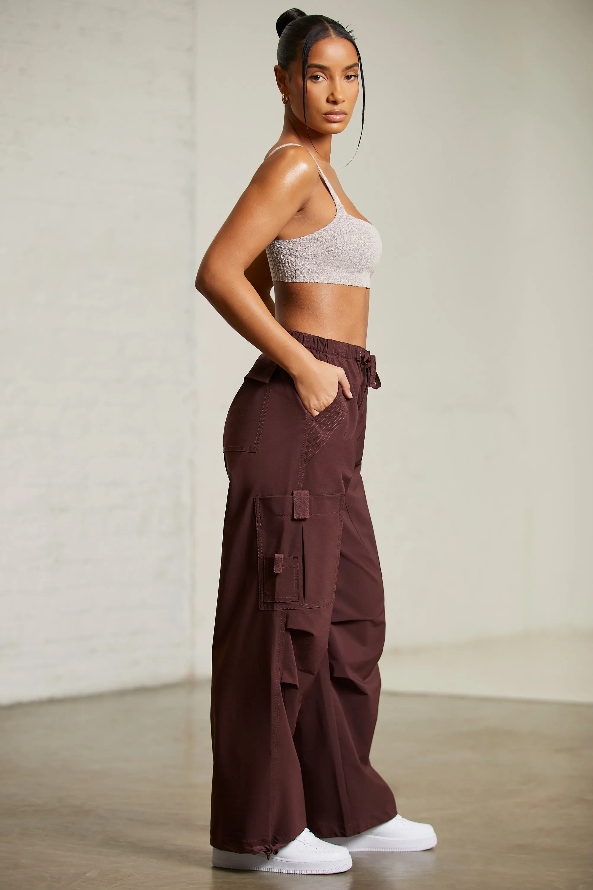 Petite Wide Leg Cargo Trousers in Brown