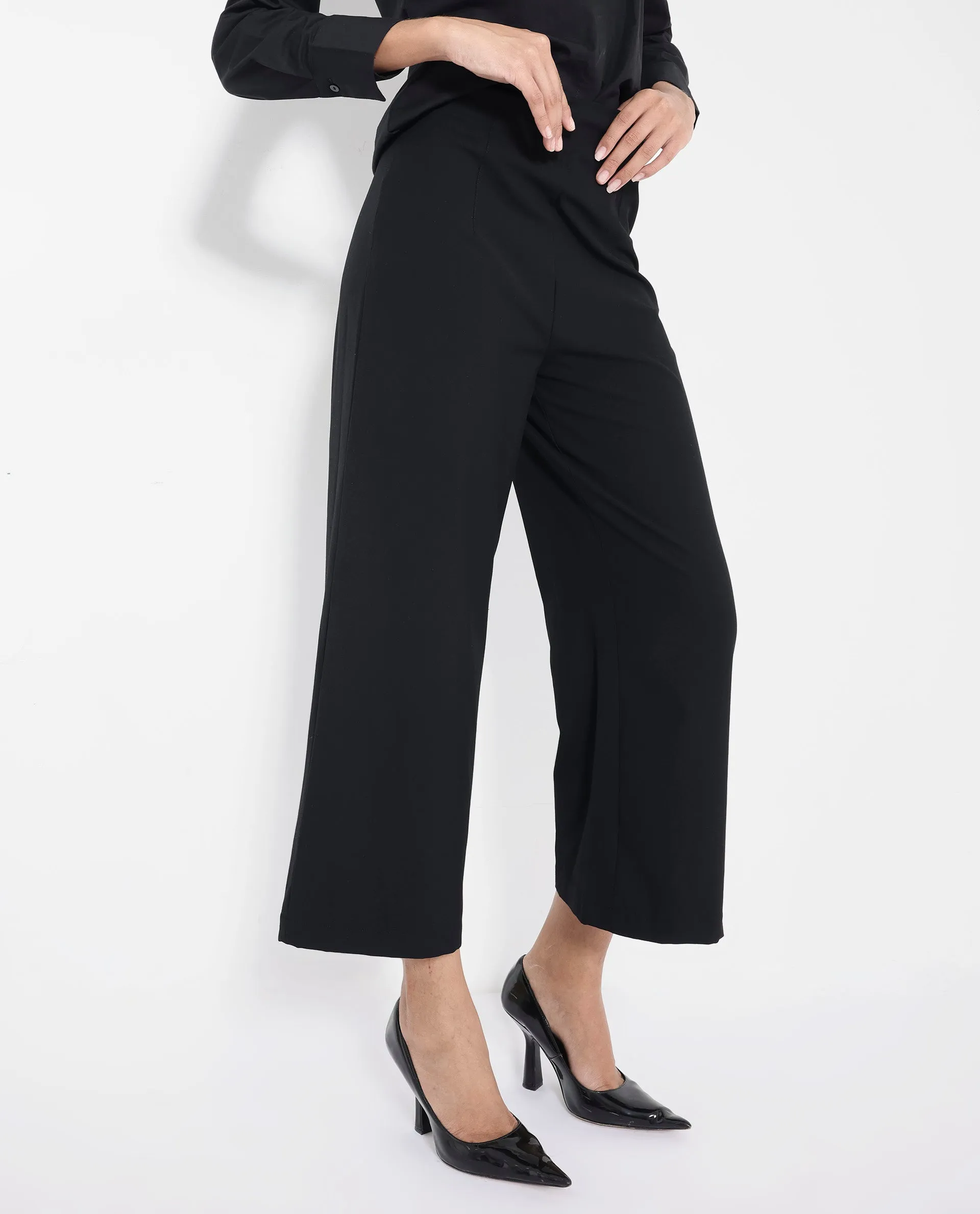 Rareism Women Noahti Black Cotton Fabric Trouser