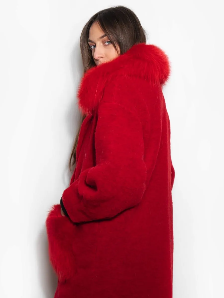 Red Passion coat with pockets and fox collar