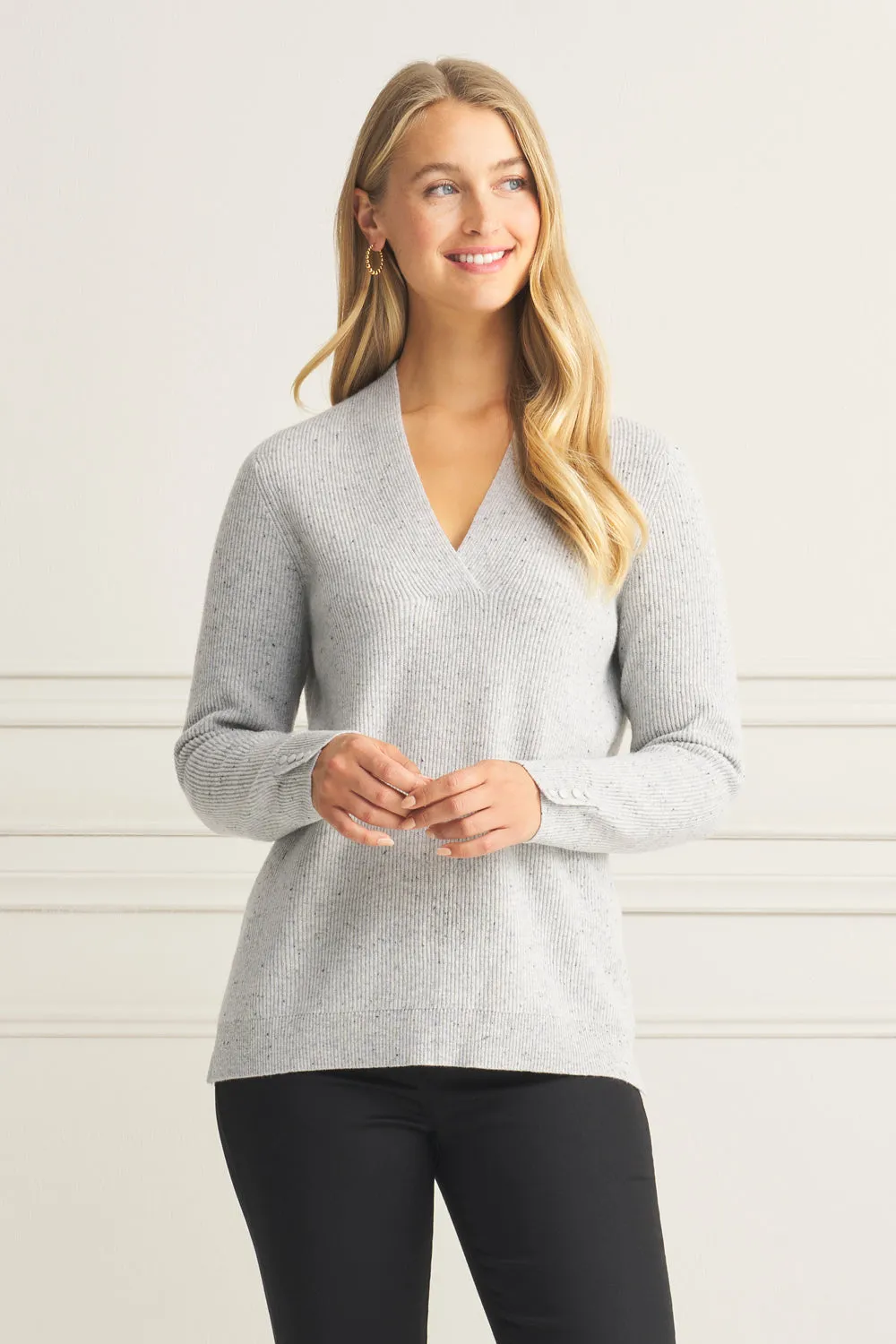 Ribbed V-Neck Wool Jumper - Pearl