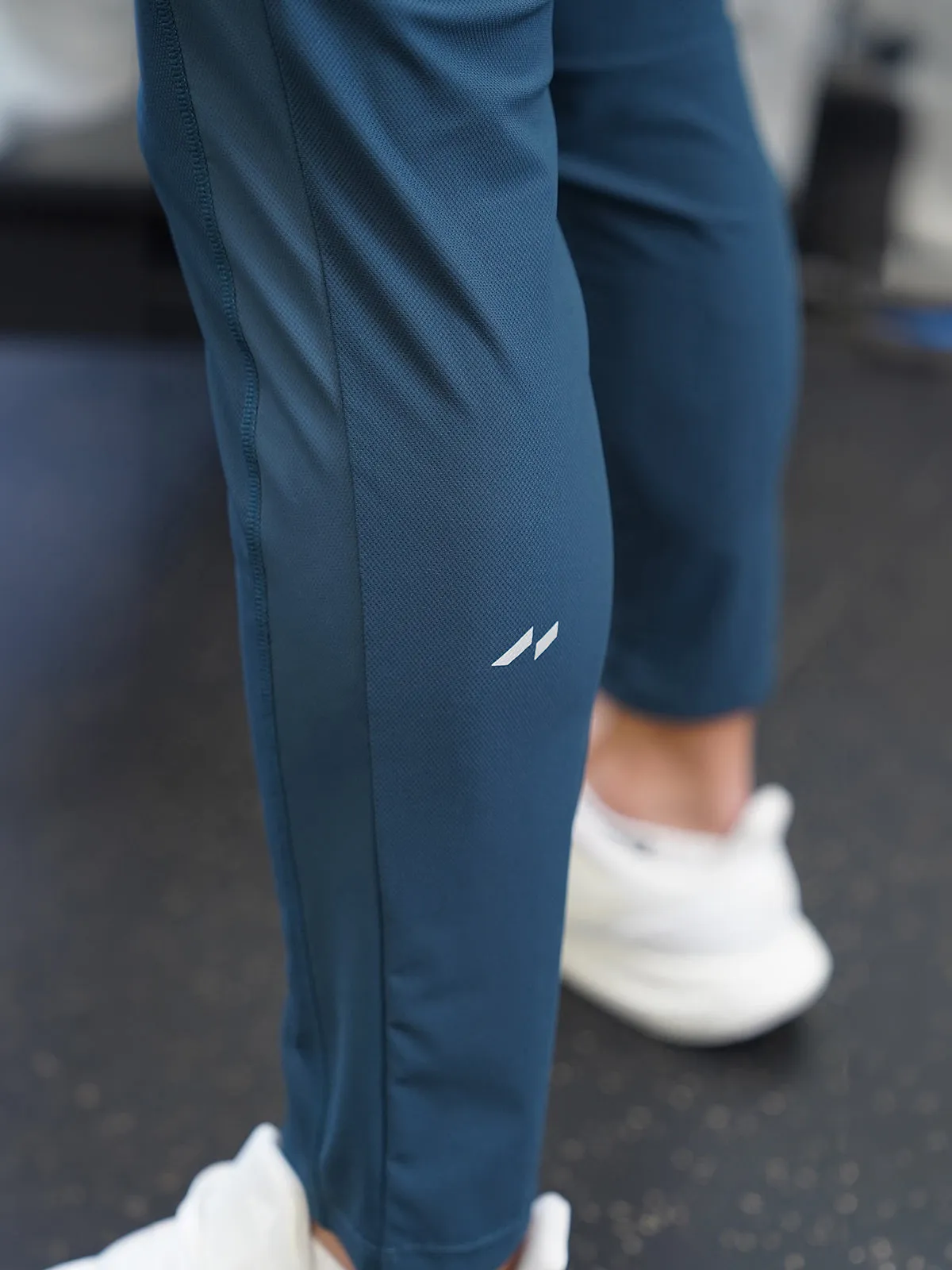 Stay Cool Ultra-Stretch Pants Sweat Proof