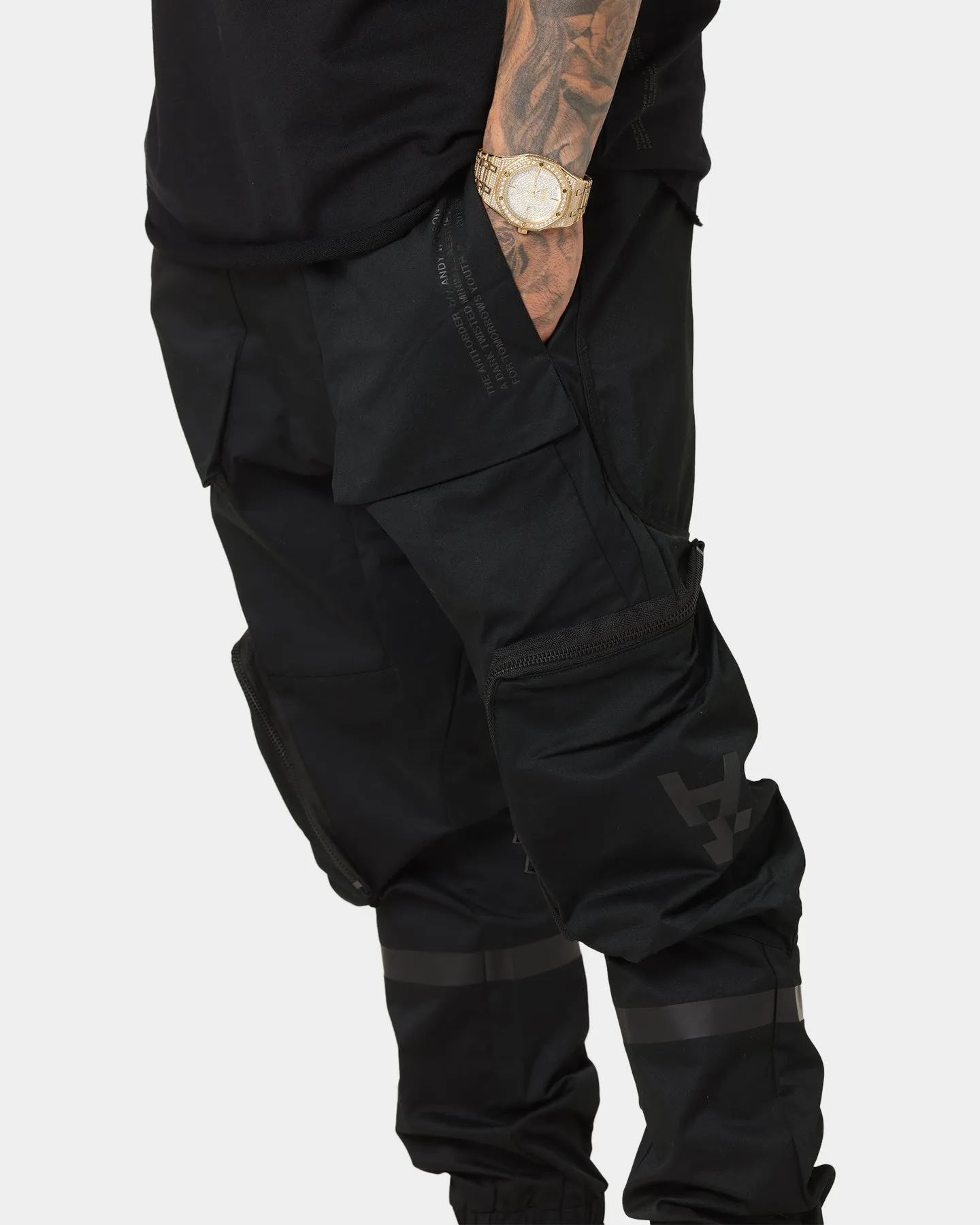 The Anti-Order Distopian Jogger Black