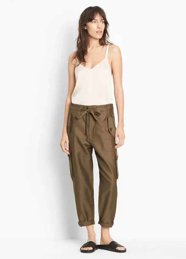 Vince Drawstring Cargo Pant in an Olive Linen-Cotton