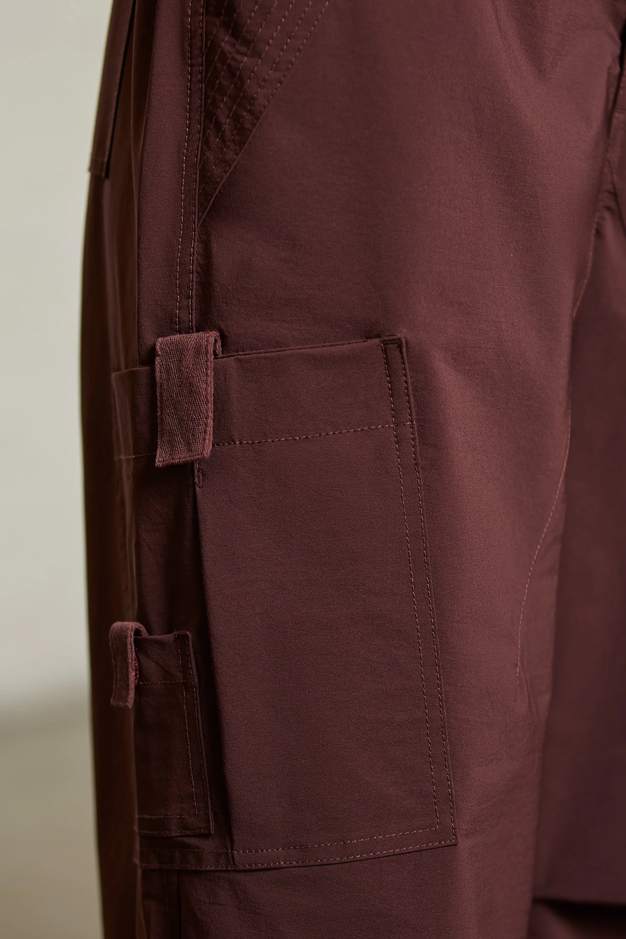 Wide Leg Cargo Trousers in Brown